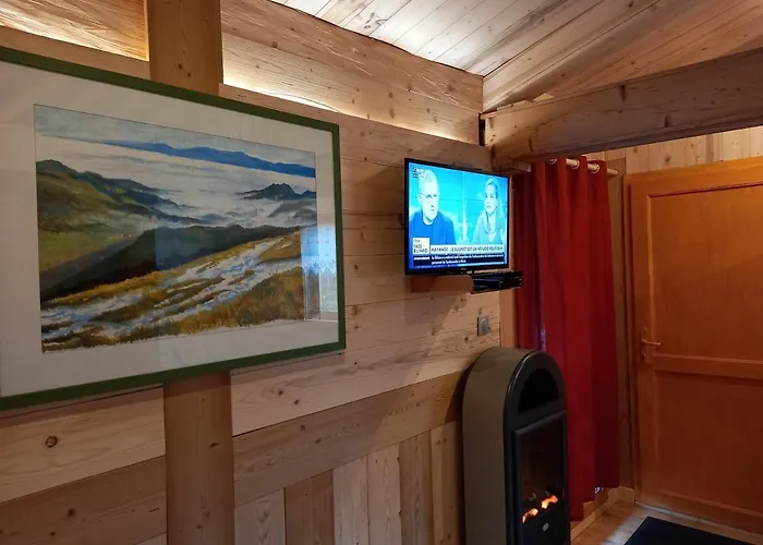 Du Pere Noel 10 Minutes From Gerardmer